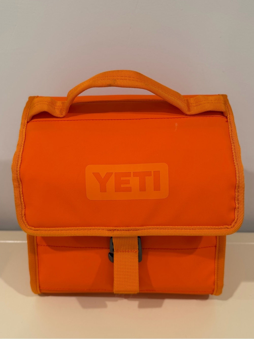 YETI Daytrip Lunch Bag in King Crab Orange